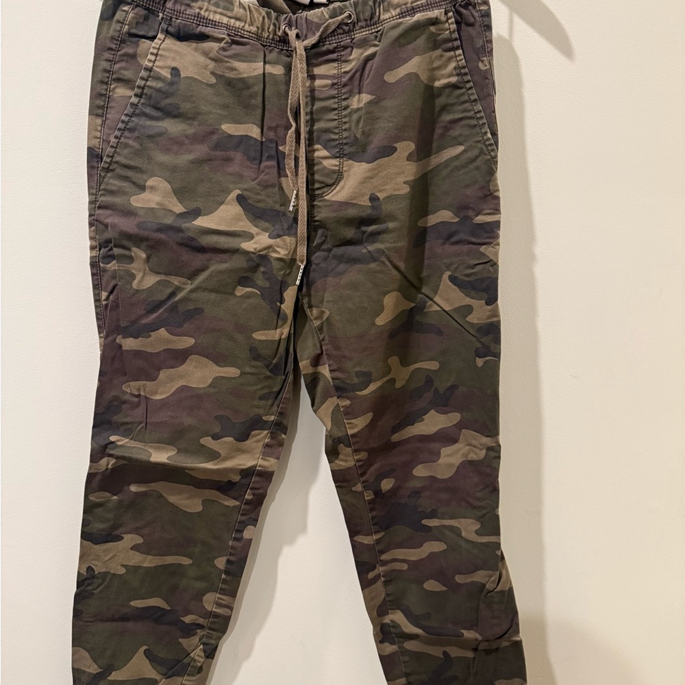 GAP Men's Green Camouflage Cargo Pants Size XS